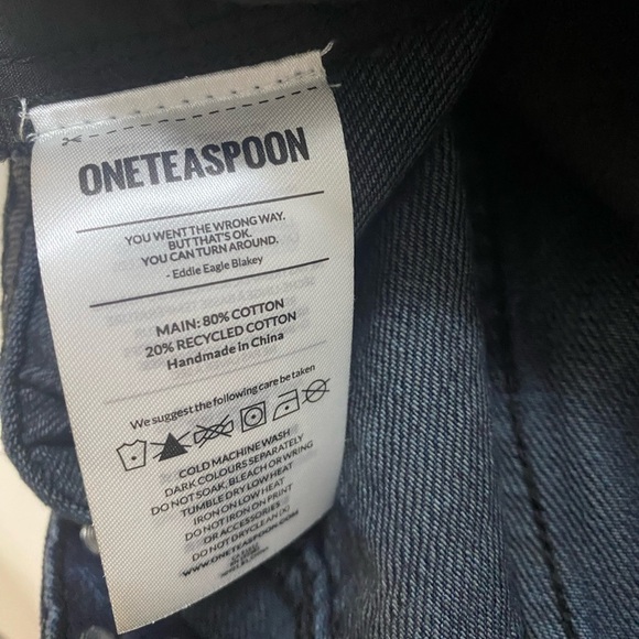 🆕One Teaspoon - Legend mom fit short - Picture 12 of 16